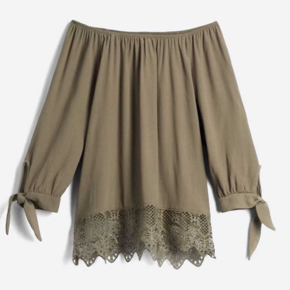 Jella C off the shoulder top